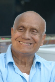 ckgsmiling-1_0.jpg